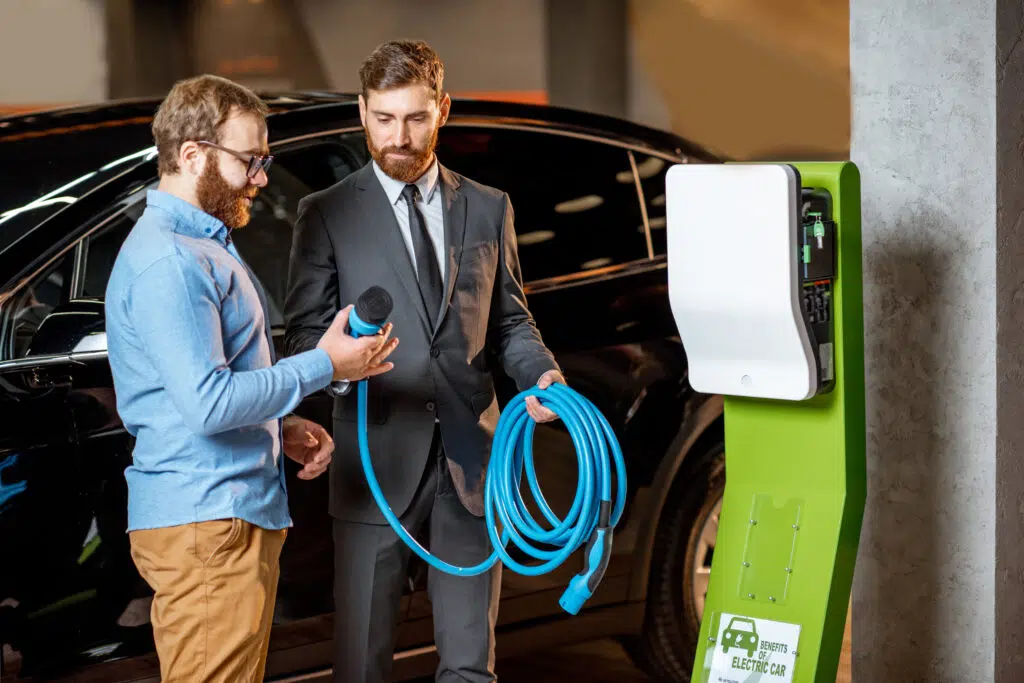 Des contrôles renforcés pour les bornes de recharge en 2025