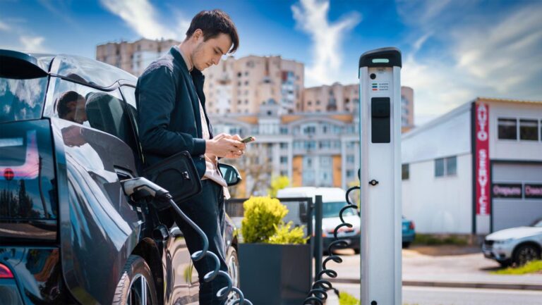 Quels sont les meilleurs modèles de borne de recharge électrique pour une maison en France ?